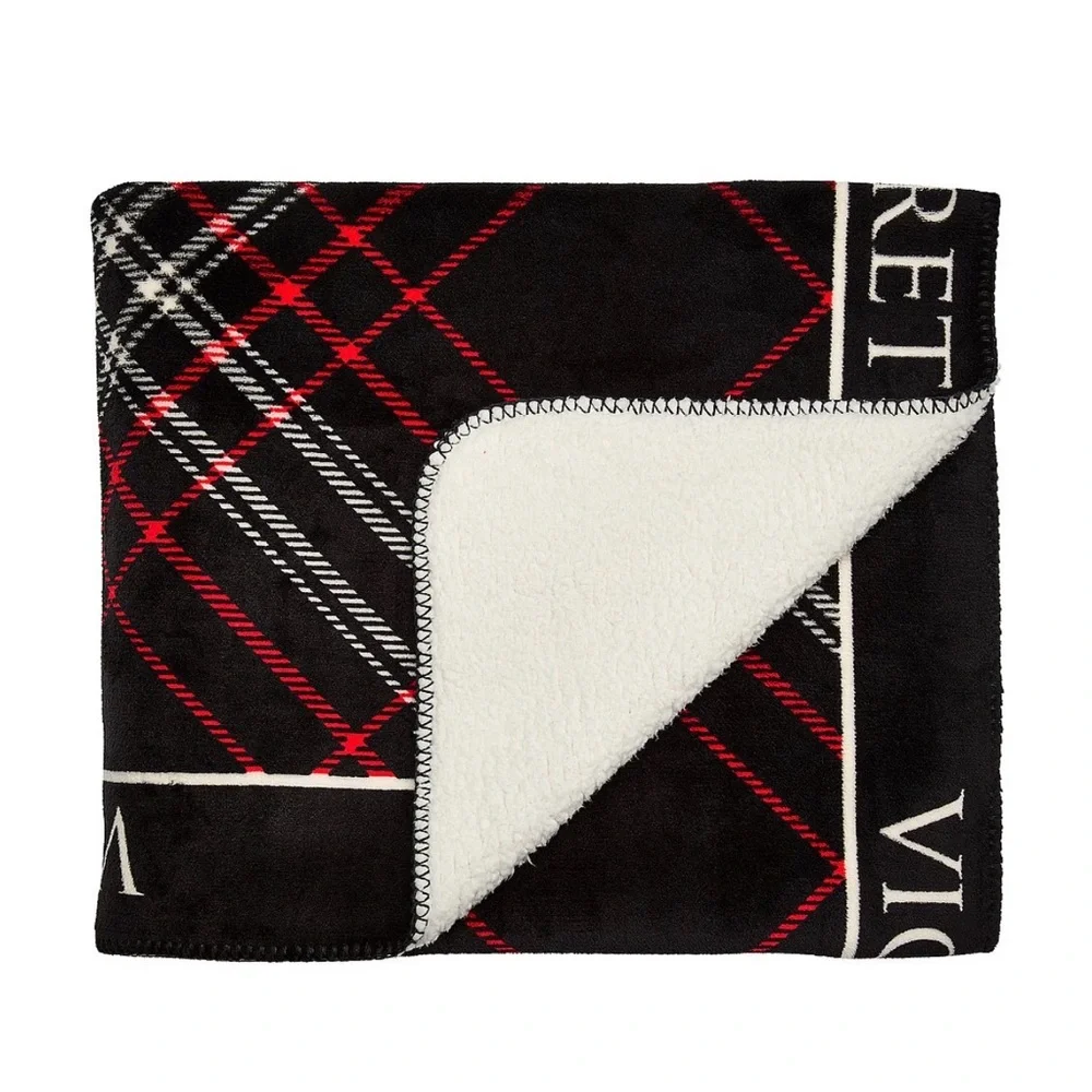 Victoria’s Secret Cozy Blanket • NEW IN BAG • Holiday 2025 Red Plaid • 50”x60”